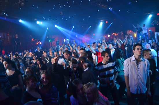 18-02-2012- HARD GENERATION  - Complexe Captain